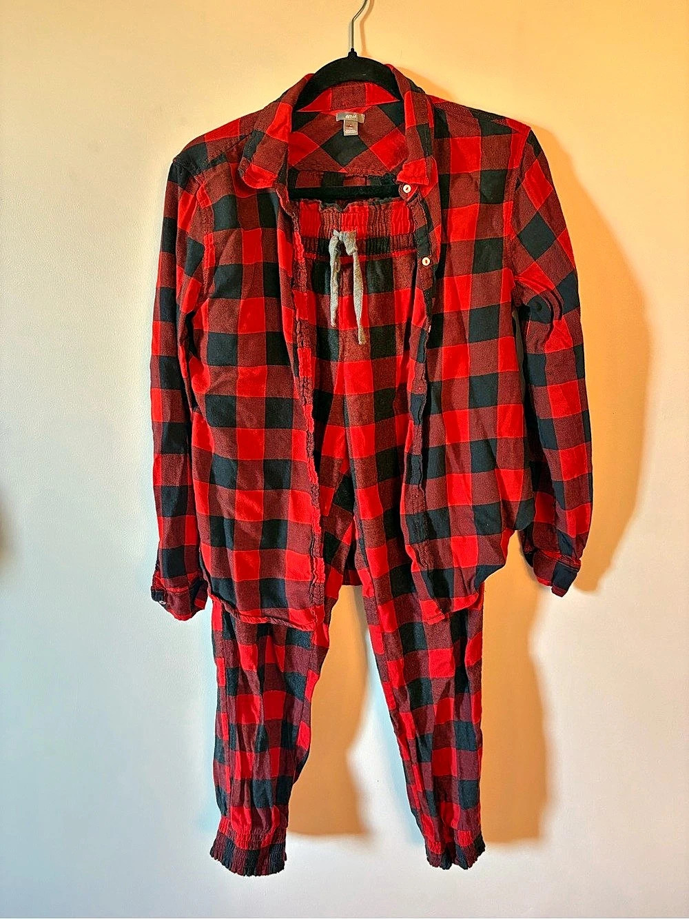 aerie Red & Black Plaid Pajama Set Size Small